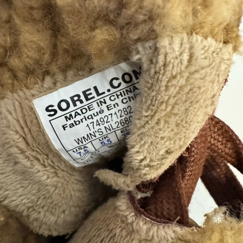Sorel Emelie Faux Fur Lace Up Boots NEW